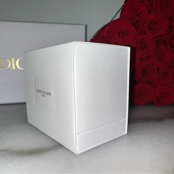 Christian Dior Gris Dior Soap and 30 Montaigne Candle Set